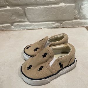 Polo slip ons